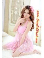 ชุด เซ็กซี่ คล้องคอ ผูกคอ สีชมพู ช่วงบน แต่งสม็อคที่หน้าอก มีเชือกให้ผูกคอด้านหลัง ท่อนล่างเป็นผ้า ลูกไม้ชมพู สีเดียวกับตัวชุดด้านบน เนื้อลูกไม้เกรดดี ผ้านุ่มลื่น มากๆ ใส่สบาย คะ แบบหรูหรา โชว์ความเซ็กซี่ แบบมีระดับมากๆจ้า +G string เข้าชุดคะ