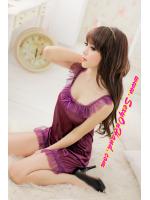 ชุดนอน เซ็กซี่ ซาติน สายเดี่ยว สีม่วง แต่งระบายขอบและชายกระโปรงด้วยชีฟอง ซ่อนความเปรี้ยวจี๊ดส์ เข็ดฟัน ที่ชายกระโปรงเว้าสั้นแต่งริบบิ้นด้านหลัง แบบหวานซ่อนเปรี้ยวมากมายจร้า +G string เข้าชุดคะ