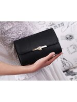 กระเป๋าสตางค์ กระเป๋าคลัชมือ กระเป๋าสะพายข้าง สีดำ เนื้อสวย เรียบหรู คุณหนูมากๆคะ size :ยาว19*สูง12*หนา 6cm