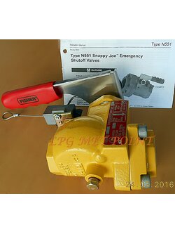 FISHER Emergency Shut off Valve รุ่น 551-10 (วาล์วดึงฉุกเฉิน)