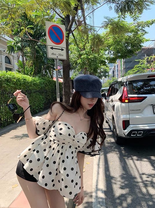 ชุดเซทแฟชั่น เสื้อลายจุดสวยแซ่บสไตล์ลูกคุณ สามารถปรับใส่ได้