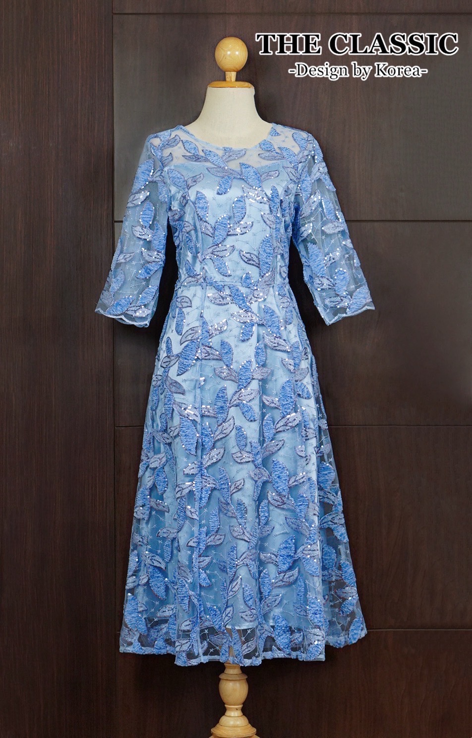 เดรสแฟชั่น เดรสยาวออกงานปักเลื่อม ใช้ผ้าเนื้อดีปักลวดลายใบไม้