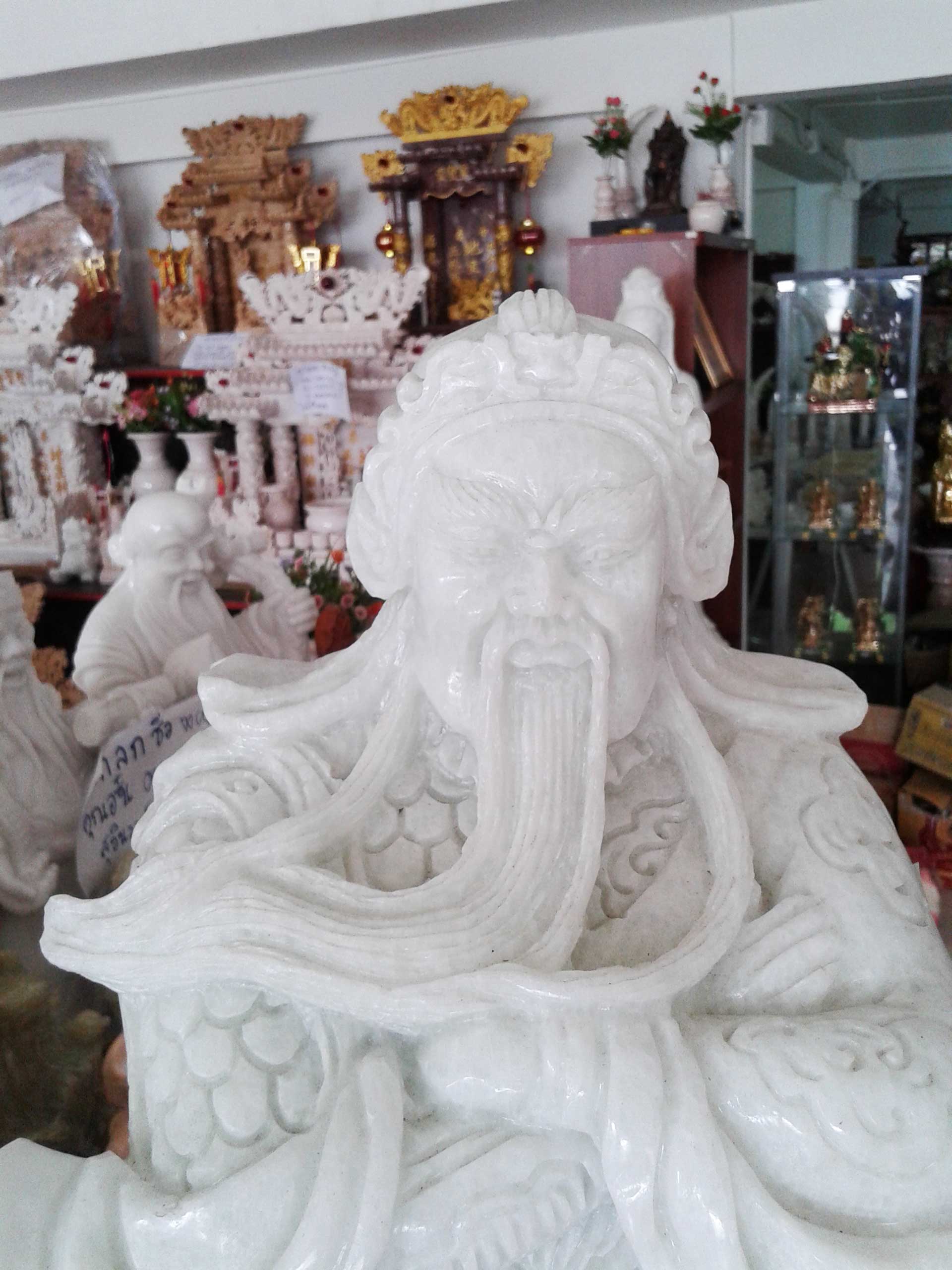 เทพเจ้ากวนอู หินอ่อน สูง 50 กว้าง 20 เซนติเมตร