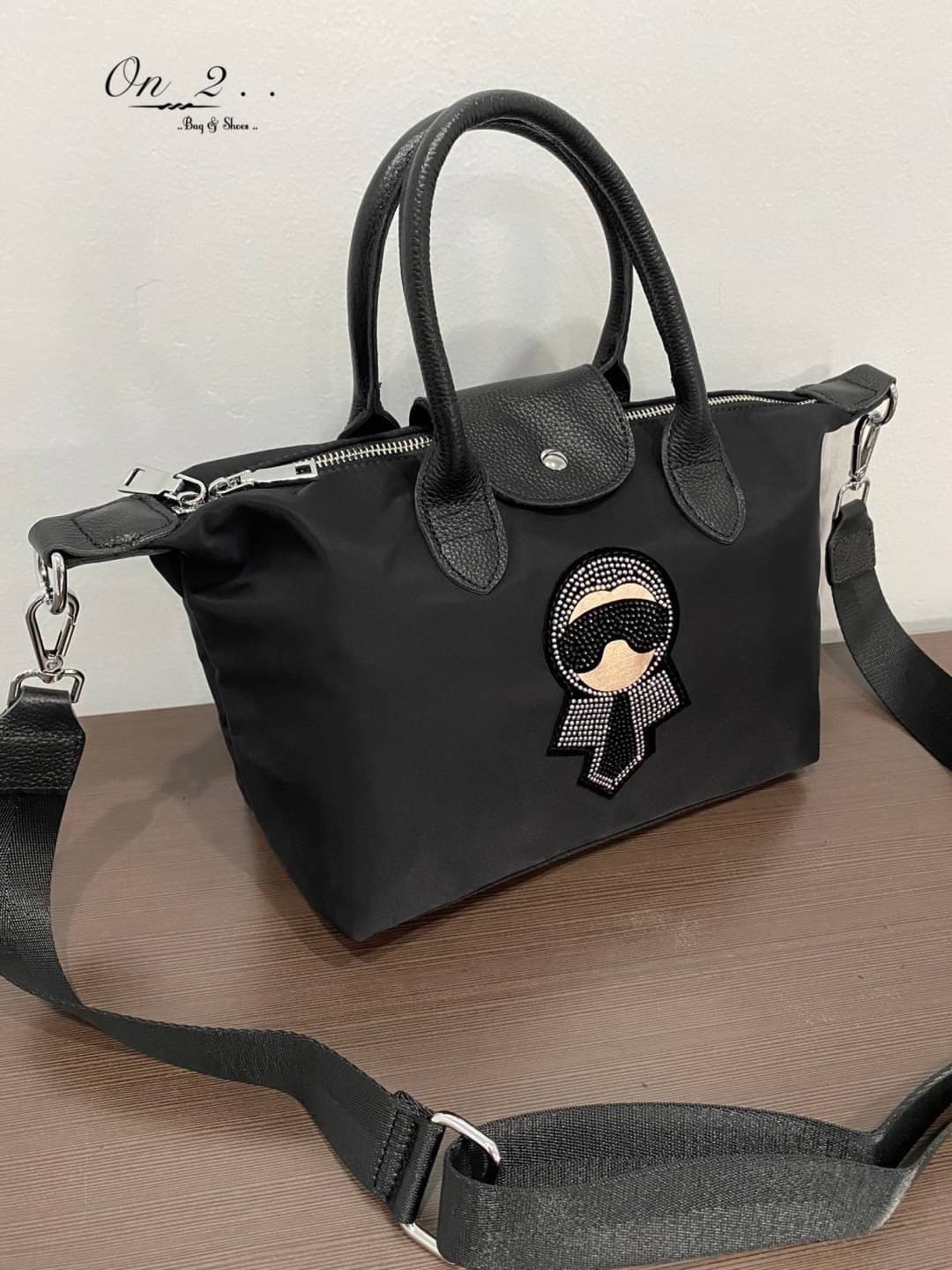 New Arrival 🔥🔥🔥 Nylon Bag with crossbody ▪️กระเป๋าผ้าไนลอน ไซด์กลาง ▪️หิ้วได้ สะพายข้างได้