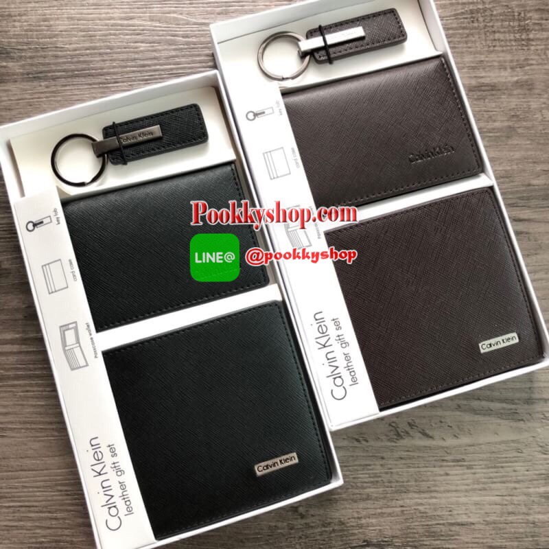 Calvin Klein Leather Gift Set กระเป๋าสตางค์ใบสั้น Set สุดคุ้ม ซื้อ 1 ได้ถึง 3 ชิ้น มอบให้เป็นของขวัญหรือใช้เองก็แนะนำค่ะ