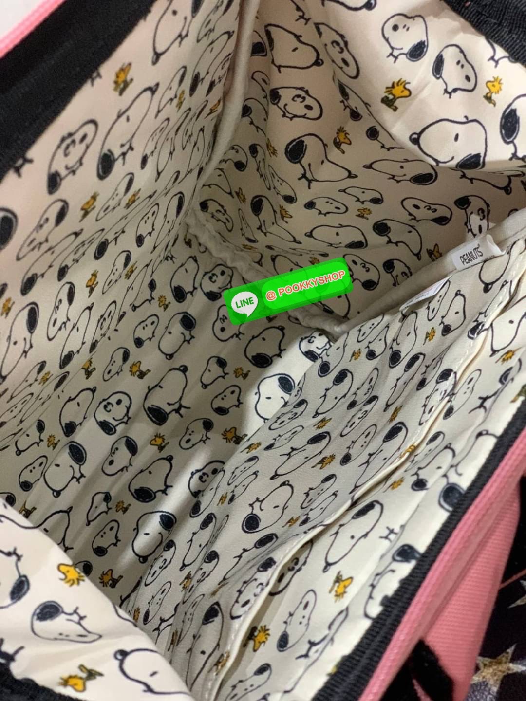 ANELLO x Peanuts Backpack (Size Kids) os-s043 ได้ Collaboration หรือเป็นการร่วมงานกับตัวการ์ตูนสุดคลาสสิคอย่าง Peanuts มานำเสนอโดยเอาคาแลคเตอร์ ในการใช้ชีวิตประจำวัน ที่เหมาะสม มาวางบนตัวกระเป๋า กระเป๋า anello (อเนลโล่) กระเป๋าเป้แบรนด์ของญี่ปุ่น ที่มีเอก