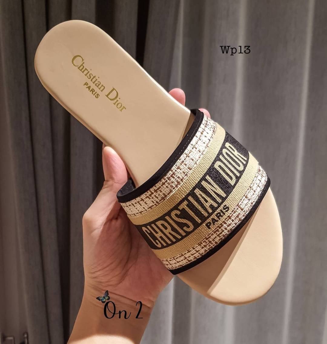 Dior dway sandals ชนชอปแตะสวม dior พื้นปั้มสวยเป๊ะไม่ต้องพูดเยอะ รีบจองด่วนจ้า