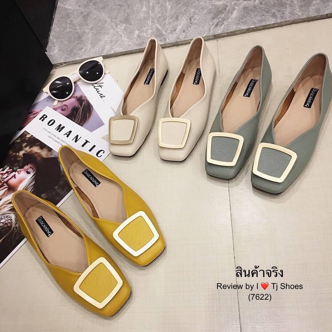 พร้อมรองเท้าคัชชูเพื่อสุขภาพ ที่สวยเกร๋ใส่สุดๆ รุ่นนี้เป็นงานนำเข้า ใช้วัสดุเกรดพรีเมี่ยมทั้งหมด ทำจากหนังนิ่มมาก ประดับอะไหล่เกร๋ๆ น้ำหนักเบา ส้นยางอย่างดีบิดงอได้ยืดหยุ่นได้ตามเท้า สวมใส่ง่าย รุ่นนี้ใส่นิ่มมากนิ่มสุดๆเดินทั้งวันได้สบายๆ แมทกับชุดอะไรก็เ