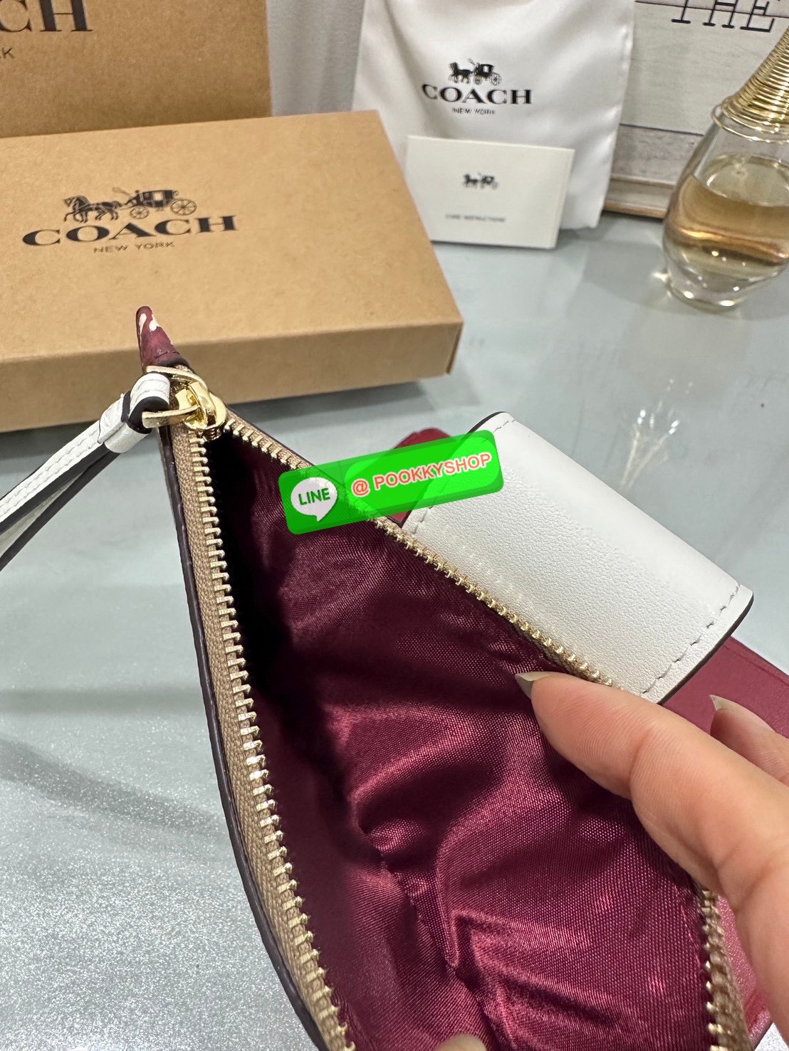 🍀Coach C2874 Tech Phone Wallet In Colorblock Signature 🍀 COLOR: signature canvas