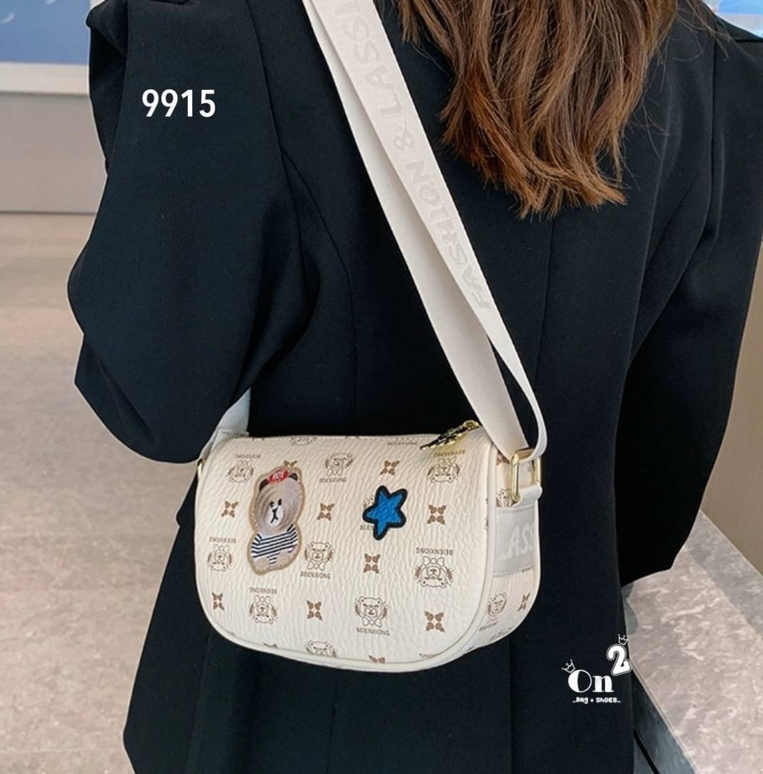 NEW-IN🤎🤎ใบนี้น่ารักมากค่ะ งานสไตล์แบรนด์ งานซิปสุดฮิต งานคุณภาพเช่นเคย มาพร้อมสายยาวครอสบอดี้ พกใบเดียวจบแนะนำเลยค่า✨