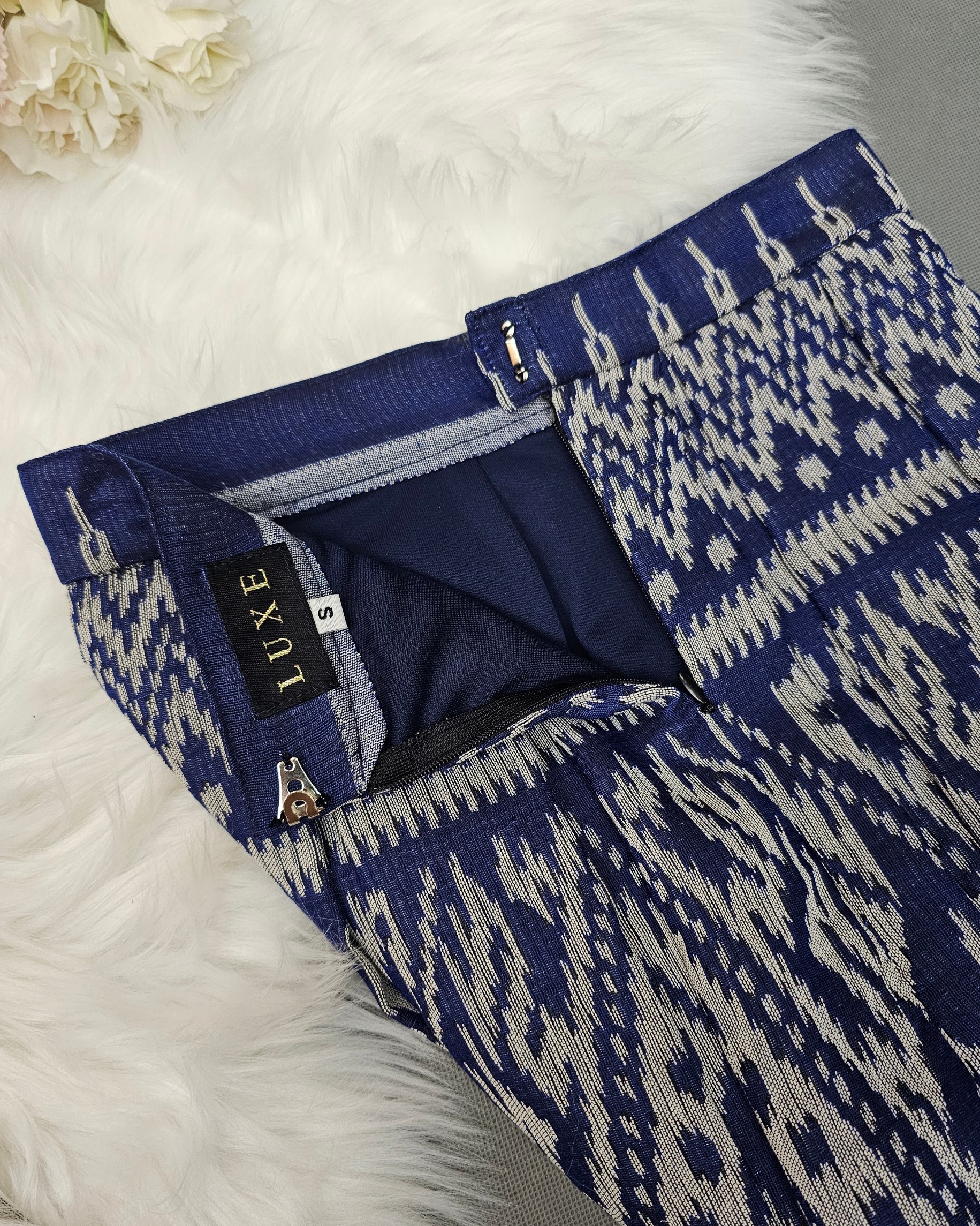 กระโปรงแฟชั่น กระโปรงจีบทวิสต์รอบตัว คัตติ้งเนี้ยบ มีตะขอและซิปซ่อน พร้อมซับในอย่างดี