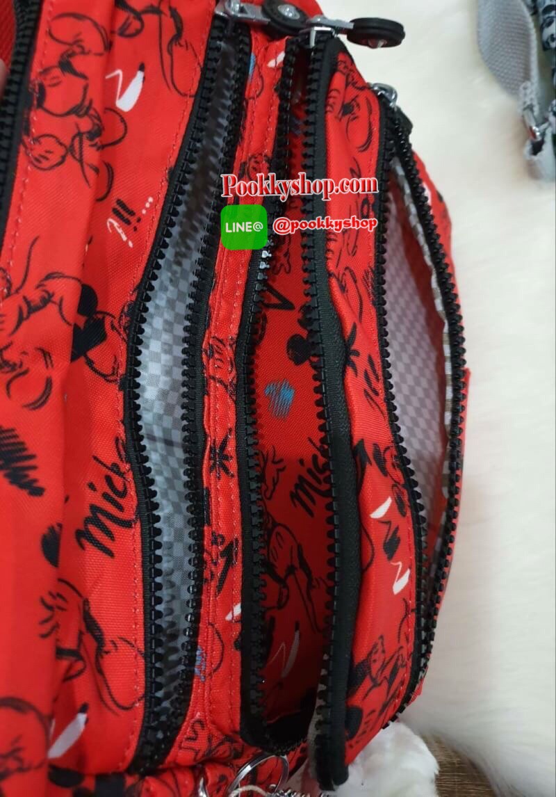 พร้อมส่ง KIPLING CROSSBODY BAG กระเป๋าสะพายพิมพ์ลายมิกกี้สีสันสดใส จุดเด่นมีช่องซิปหลายช่อง จุของได้เยอะและเป็นสัดส่วน มาพร้อมกับสายสะพายที่สามารถปรับระดับได้ จะสะพายข้างหรือสะพายแบบเฉียงก็ดูดีนะคะ รุ่นนี้ขอแนะนำเลยค่าาา