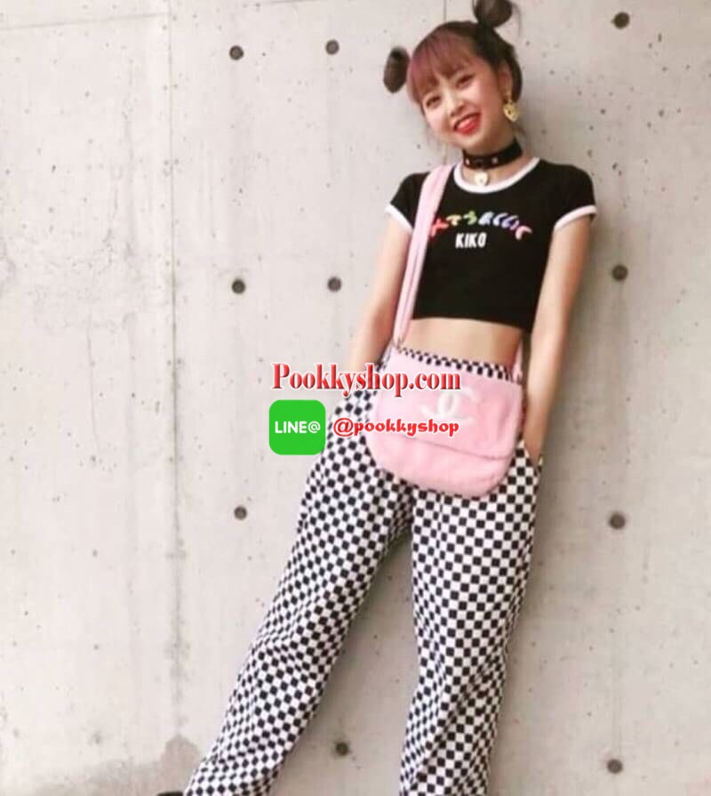 BEST SELLER! Chanel Beaute Crossbody Bag Gift With Purchase (GWP) กระเป๋าสะพายรุ่นฮิตพรีเมี่ยมกิ๊ฟของเเท้จาก Chanel Cosmetic Counter รุ่นแนะนำวัสดุขนวูฟหนานุ่มตัดโลโก้แบรนด์หนังแก้วสวยโดดเด่น น้ำหนักเบา เปิดปิดด้วยฝาปิดกระดุมแม่เหล็ก ขนาดกำลังดีสามารถใส่