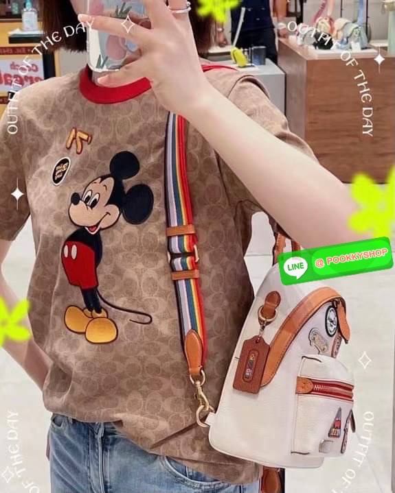 COACH CHARER BACKPACK WITH PATCHES ((CA137)) 🌈หลงรักเธอมากมาย เอาอะไรมาแลกก็ไม่ยอมจ้า🥱 ❣️กระเป๋าสะพายแบบมรหูหิ้ว วัสดุหนังแท้อย่างดี ลายหนังสวยมากๆ ละมุนมือมากๆค่ะ ❣️รุ่นนี้สามารถสะพายแบบเป้ได้//สะพายเฉียงด้านหลังได้//คาดมาด้