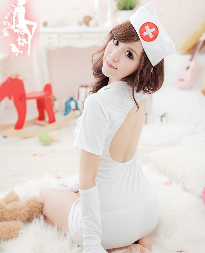 ชุดนางพยาบาลสาวเซ็กซี่ ชุดคอสเพลย์ พยาบาลสาวแสนสวย+หมวกนางพยาบาล+ถุงมือ +หมวกพยาบาล +G-string เข้าชุด Free Size สำเนา