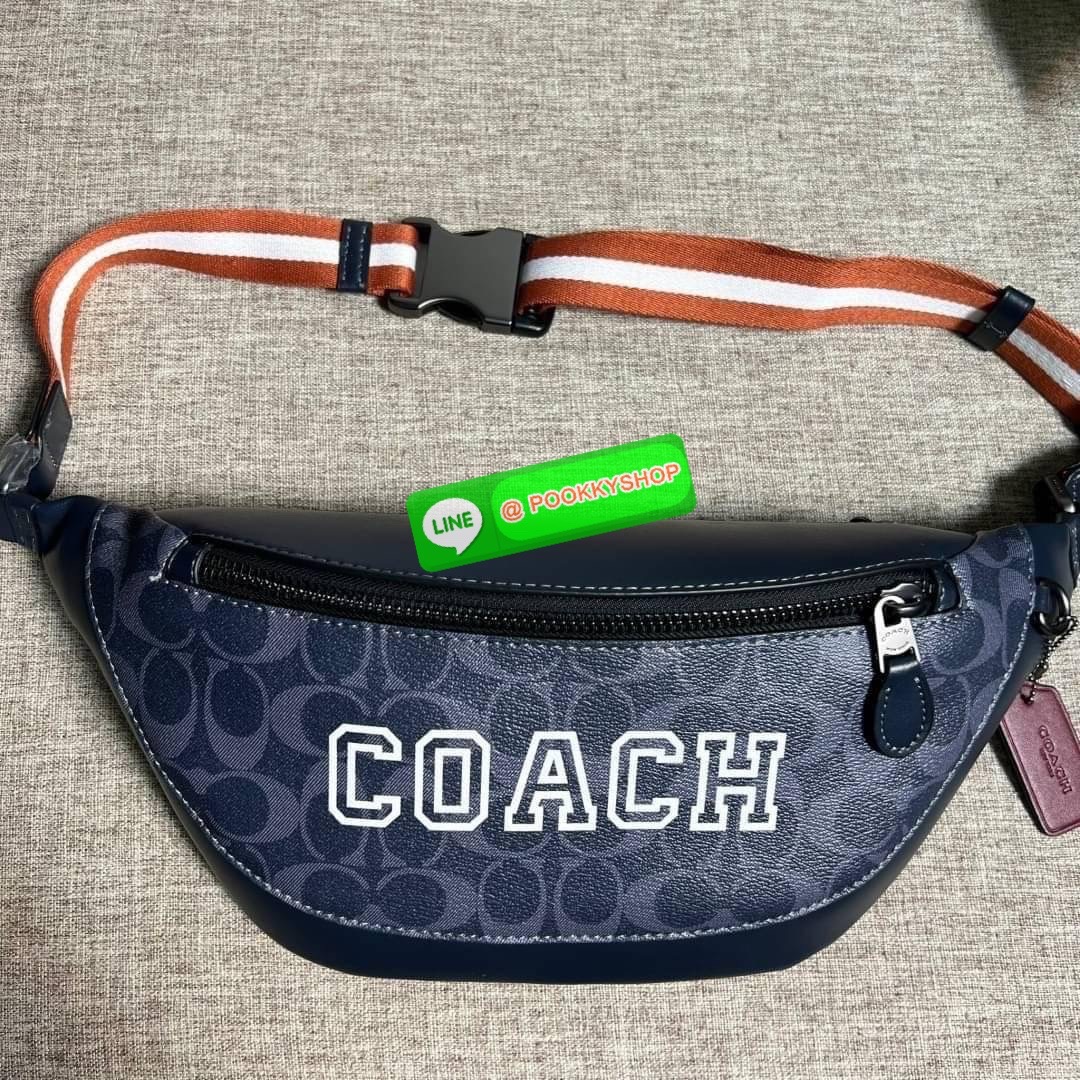 Coach Warren Belt Bag In Signature Canvas ( CB912 )With กระเป๋าคาดอก/เอว Coach Warren ในแคนวาสซิกเนเจอร์พร้อม ผ้าใบเคลือบซิกเนเจอร์และหนังลูกวัวอย่างดี ภายในกระเป๋ามัลติฟังก์ชั่น ปิดซิป ซับในผ้า กระเป๋าซิปด้านนอก สายปรับได้ ยาว 34 1/2" ใส่ได้เอว