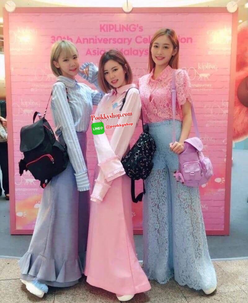 พร้อมส่ง! KIPLING ART NYLON LARGE BACKPACK กระเป๋าเป้สไตล์ลำลองรุ่นขายดีวัสดุ Nylon+Polyester 100% น้ำหนักเบามีหูหิ้วเเละสายสะพายหลังปรับระดับได้ มีช่องซิปใส่ของด้านหน้า1ช่อง ช่องใส่ของด้านข้าง2ฝั่ง เปิดปิดด้วยซิปรอบสะดวกใช้ หัวซิปโลโก้เเบรนด์ ภายในมีช่อง