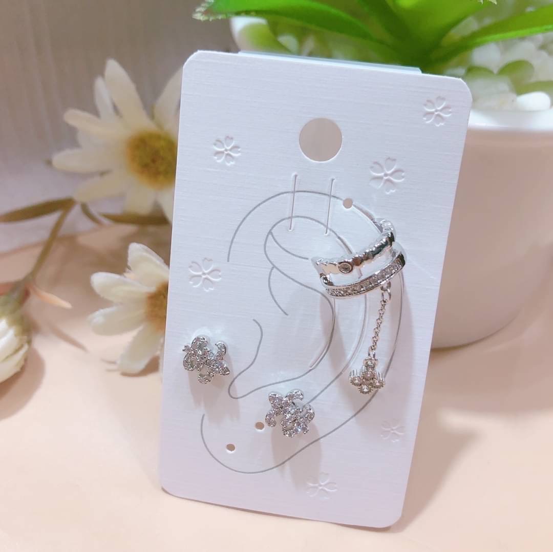 พร้อมส่ง ต่างหูSet เป็นแบบ earcub แบบหนีบคะ มาเป็นSet คุ้มมากนะคะ