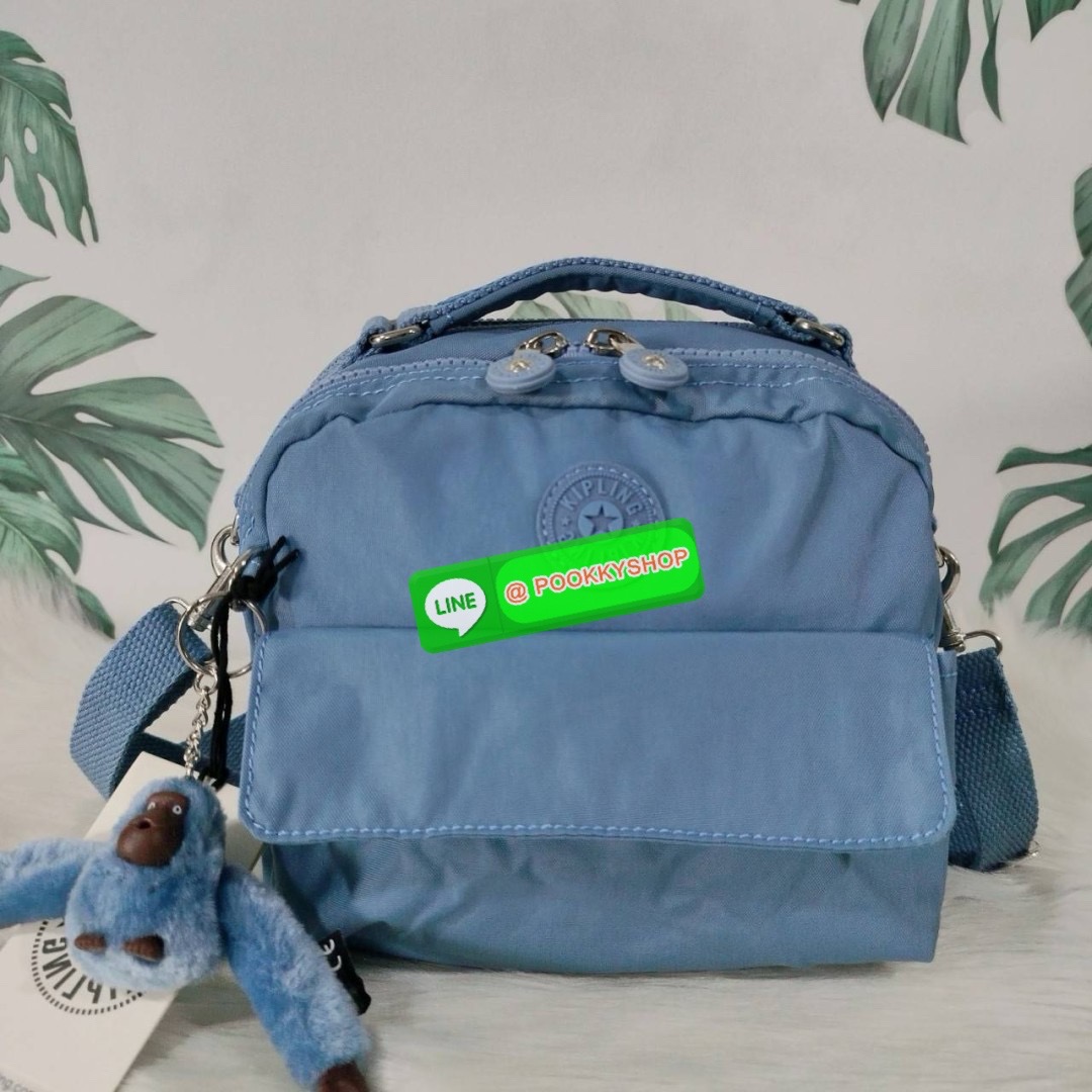 KIPLING Cand 2 ways backpack กระเป๋าถือหรือสะพายข้าง ขนาดกลาง วัสดุ Polyester 100% -ด้านหน้ามี 2 ช่องซิป -ช่องหลักโล่งกว้าง ใส่ของได้เยอะสุดๆ พร้อมช่องซิปและช่องแยกด้านข้างให้แยกของได้เป็นระเบียบมากขึ้น สามารถติใส่กระเป๋าสตางค์ใบยาวได้ มาพร้อมสายคล้องพวงก