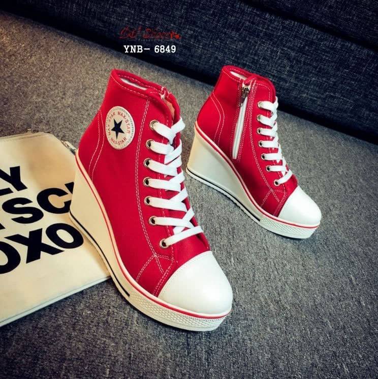 แบบใหม่พร้อมส่ง รองเท้าผ้าใบหุ้มข้อนำเข้าเสริมส้น Style Converse วัสดุผ้าแคนวาส ส้นPU มีซิปด้านข้างใส่ง่าย ทรงสวยฮิตขนาดนี้ รีบจองกันนะคะสาวๆ
