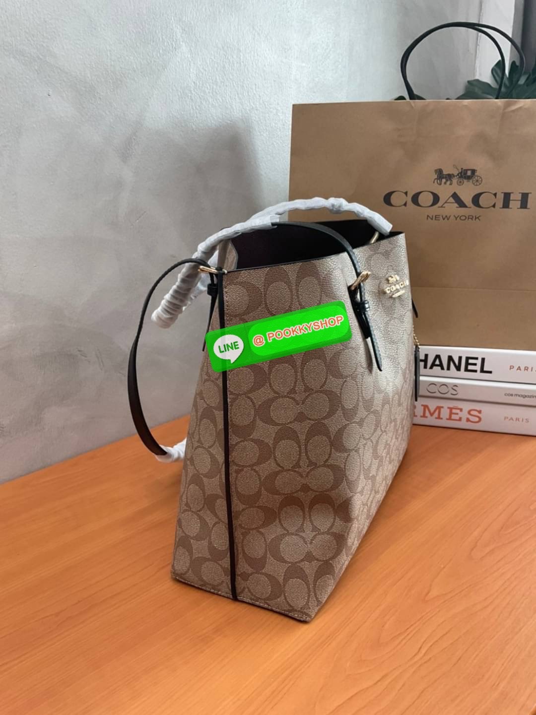 🚚 พร้อมส่ง 🚚 Restock!! รุ่นขายดีที่สุด มากี่รอบก็ขายดีหมดไวทุกรอบ💕 COACH F1665 MOLLIE TOTE IN SIGNATURE CANVAS กระเป๋าสะพายไหล่ Coach ทรง Shopping รุ่นใหม่ คุณภาพดี หนัง pvc หนังนิ่ม ทรงสวย คลาสสิก รุ่นฮิตตลอดกาล ไม่ตกเทรน ภายในแยก