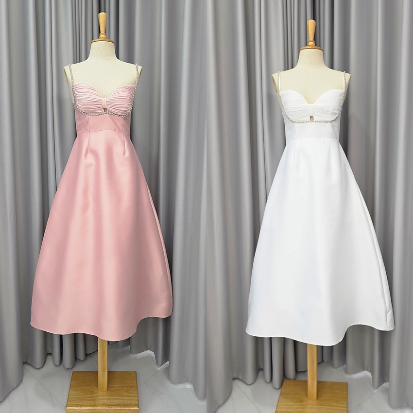 เดรสแฟชั่น เดรสเสื้อสายเดี่ยว กระโปรงทรงเอ