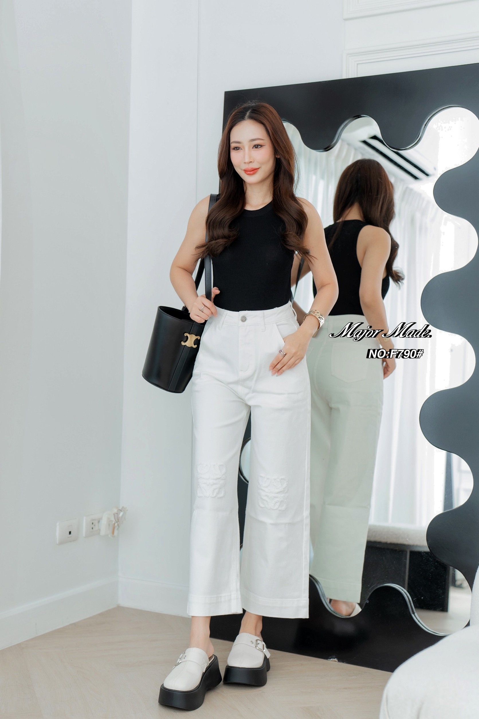 กางเกงแฟชั่น No. RGF790# -กางเกงยีนส์สีขาวขา9ส่วน ทรงมาใหม่คะ ทรงนี้ปีนี้มาแรงมากค่ะ