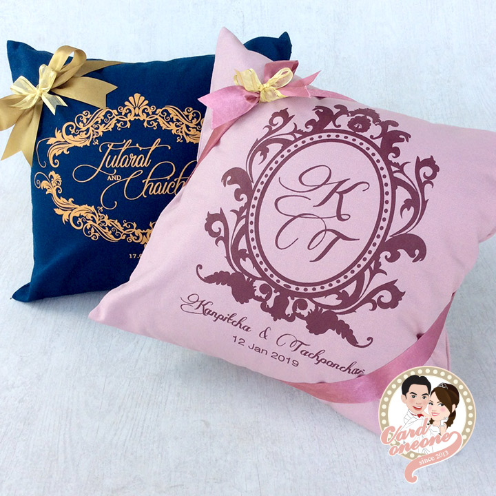 ของรับไหว้ หมอนอิงสกรีนลายผ้าแคนวาส (สินค้าราคาเดียว)
