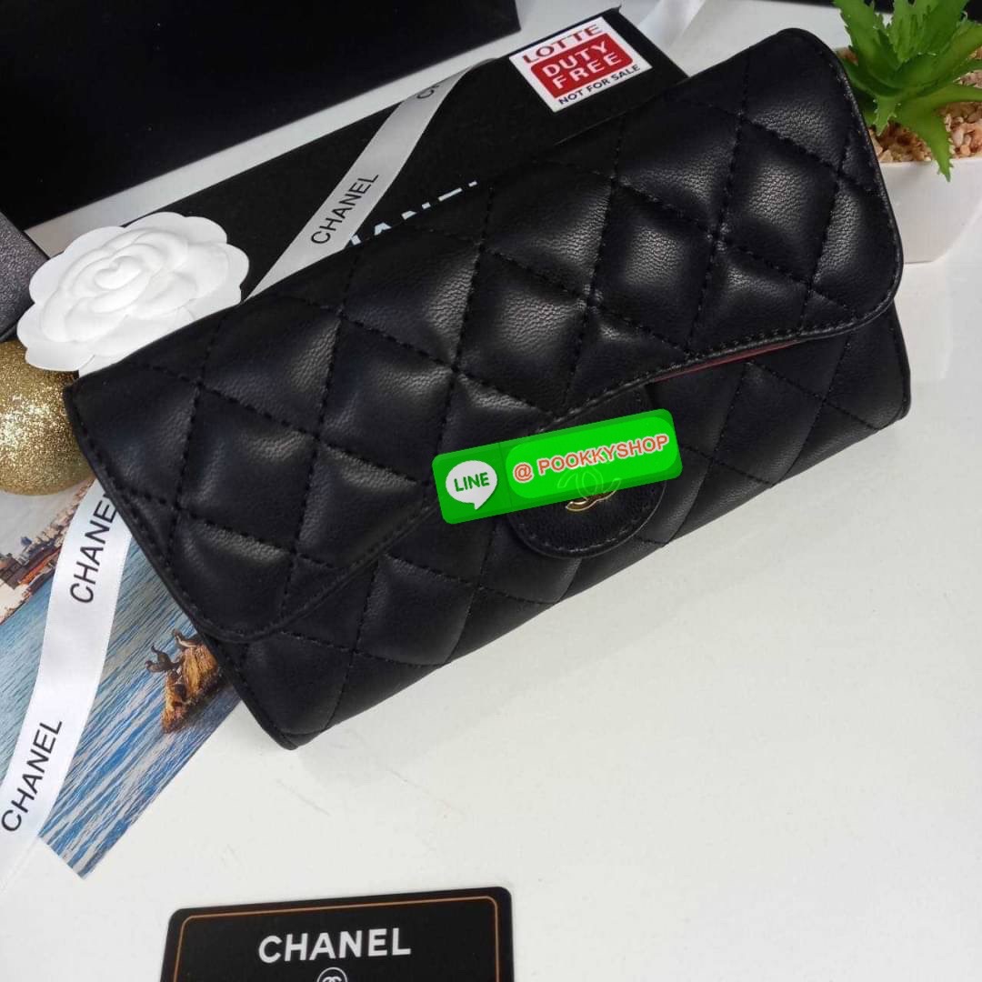 CHANEL ZIP LONG WALLET (CH366) VIP GIFT WITH PURCHASE (GWP) พรีเมี่ยมกิ้ฟ Limited Edition จาก CHANEL Duty Free **กระเป๋าสตางค์ใบยาว แบบพับ 3 ตอน ใช้งานแบบจุใจมาก ทรงสวย หรูหราอย่างมีระดับ ขนาดเหมาะมือ หยิบจับง่าย ภายในมีช่องใส่บัตร ธนบัตร และสามารถใส่เหรี