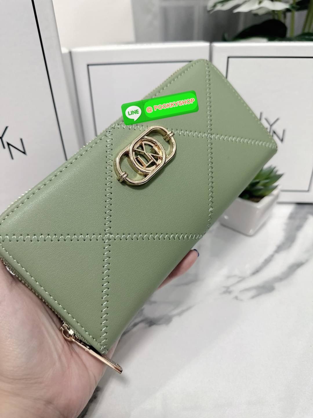 กระเป๋าสตางค์ใบยาว Lyn คอลเลคชั่นใหม่