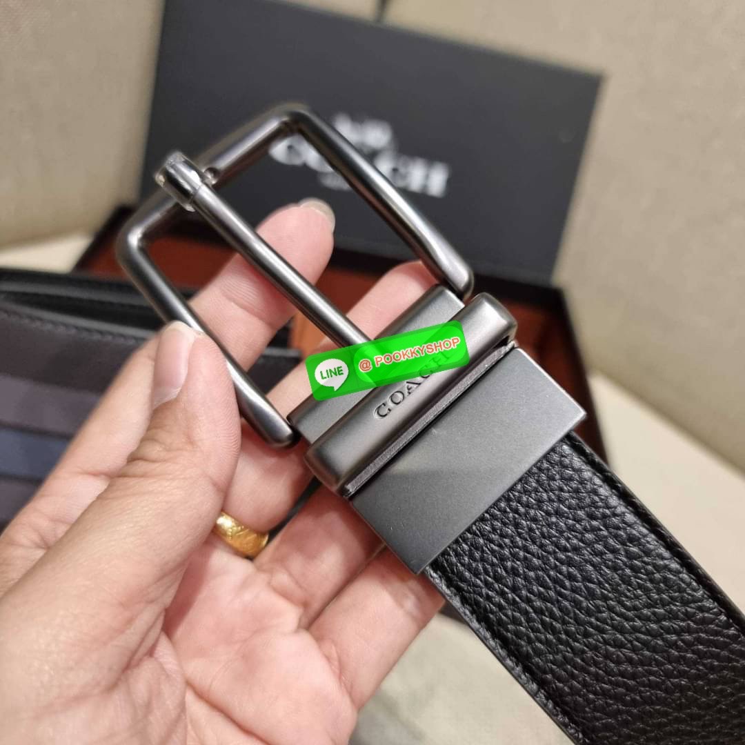 COACH F75399 COMPACT ID WALLET IN VARSITY LEATHER WITH BELT MIX GIFT BOX SET Set สุดคุ้ม!! ลิมิเต็ด!! สำหรับหนุ่มๆ ที่จับคู่เซ็ทกระเป๋าสตางค์รุ่นยอดฮิต และเข็มขัดหนัง pepble มาใน package Coach gift box คุ้มค่ามากๆ กระเป๋าสตางค์หนังวัว สวย นิ่มไปอีก ยังไม่