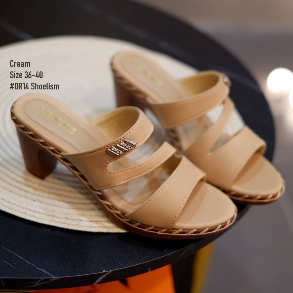 แบบใหม่จ้า รองเท้าส้นสูง รองเท้าเพื่อสุภาพ ดีเทลสวยอีกแล้ว เก็บทรงสวย รองรับน้ำหนักเท้าได้ดี ยืนนานแบบไม่มีเมื่อย ในราคาหลักร้อย สอบถามได้เลยจ้า