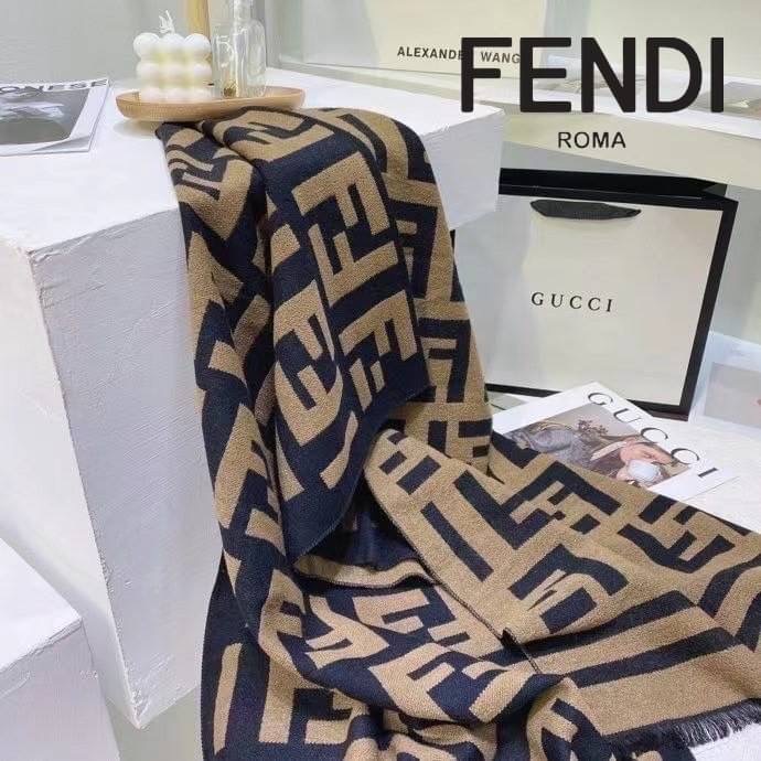NEW ARRIVAL!!! 👑FENDI FF SCARF👑 ผ้าพันคอชนShop Fendi เนื้อผ้านุ่มนิ่มทอลายFFทั้งผืน งานสวย คลุมไหล่ พันคอ ใครมีทริปไปเที่ยวต่างประเทศเริ่มเย็นแล้ว ต้องมีเลยคะ งานป้ายครบ สาวๆห้ามพลาดเลยคร่าา