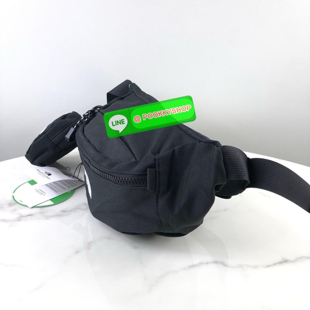 กระเป๋าคาดอก THE NORTH FACE สุดคุ้ม!!! ซื้อ 1 ได้ถึง 2 ใบ กระเป๋าใบใหญ่ เปิด-ปิดกระเป๋าด้วยซิป แบ่งเป็น 2 ช่องซิปค่ะ กระเป๋าใบเล็ก เปิด-ปิดด้วยซิป สามารถถอดแยกใช้งานได้ค่ะ สายสะพาย สามารถปรับได้ Free Size