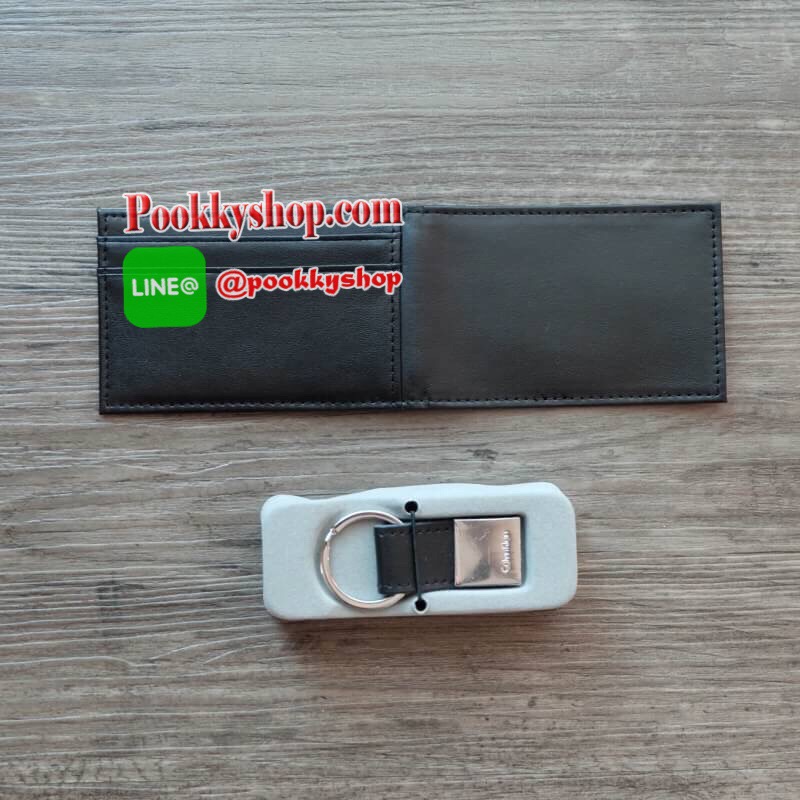 Calvin Klein Leather Credit Card Fold with Metal Clip Key Fob Set กระเป๋าสตางค์ใบสั้น Set สุดคุ้มมอบให้เป็นของขวัญหรือใช้เองก็แนะนำค่ะ
