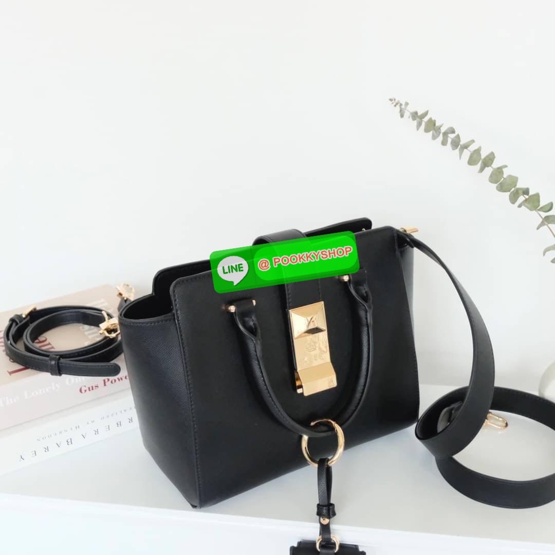 สินค้าเข้าใหม่ กระเป๋า Handbag ฟังชั่นครบที่อยากแนะนำ 👜 KEEP รุ่น ‘ 𝗩𝗔𝗟𝗘𝗡 HANDBAG ‘ **พิเศษ !! รุ่นนี้ตัวกระเป๋าทำจาก หนัง Microfiber ลาย Epsom ที่เป็นพื้นผิวสัมผัสมีลายตารางเล็กน้อย สวยหรู ทนทาน น้ำหนักเบา