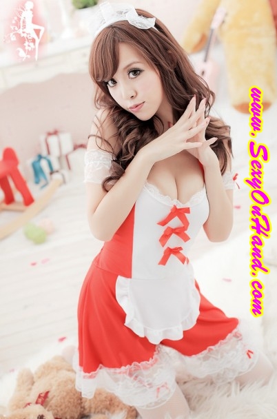 ชุดแฟนซี คอสเพลย์ แม่บ้าน Maidสาว สาวรับใช้ สีแดง แต่งระบายลูกไม้ขาว ติดริบบิ้นช่วงอก มีผ้ากันเปื้อน พร้อมสายรัดถุงน่องในตัว4 จุด+สายรัดขา+สายข้อมือ +คาดผม+G-string คุ้มสุดๆเลยจ้า