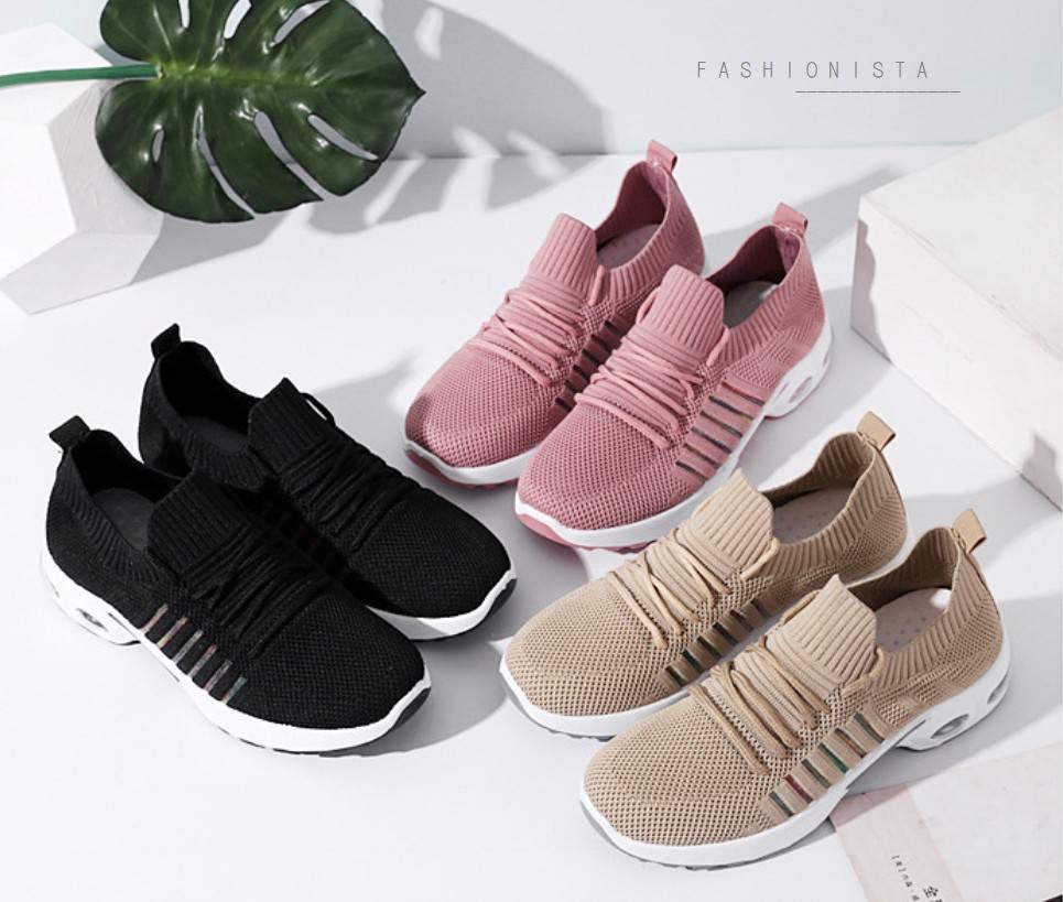 รองเท้าสุขภาพรุ่นใหม่ มาใหม่พร้อมส่งค่ะ งานสลิปออนแต่งเชือกเก๋ๆสไตล์สปอร์ต เนื้อผ้าหนานุ่มขึ้นทรงยืดหยุ่นดีกระชับหน้าเท้า พื้นยางหนึบ สูง 1.5 นิ้ว เดินสบายไม่เมื่อย ทรงอูมไม่บีบอัดหน้าเท้า ใครได้ใส่ต้องหลงรักแน่นอน งานสวยตรงปก 100% เป๊ะ ถ่ายงานขายจริงจ้า