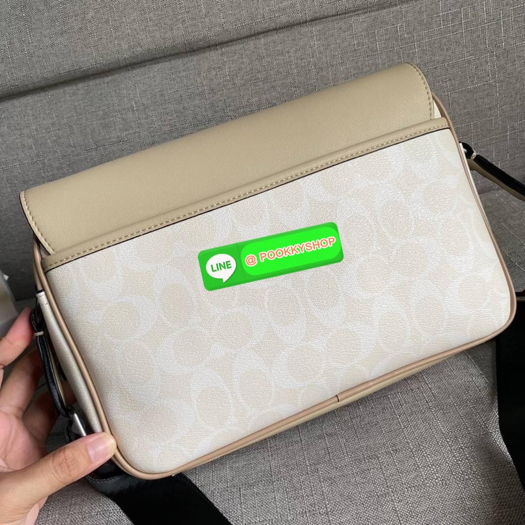 COACH TRACK CROSSBODY IN COLORBLOCK SIGNATURE CANVAS WITH COACH PATCH (C6657) 🛍🛍กระเป๋าสะพายทรงแมสเซ็นเจอร์ ทรงสวยรุ่นที่ต้องมีติดตัวคะหนุ่มๆ จุของได้เยอะมากแบ่งเป็นสัดเป็นส่วน วัสดุหนังแคนวาสสลับหนังแท้ กระเป๋ามีตัว ล็อค มีซิปด้านใน ด้านห