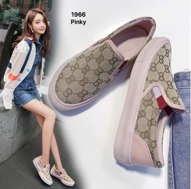 พร้อมส่ง 1966 รีพีทรอบ 2 รองเท้าผ้าใบเพื่อสุขภาพ 1966 งานนำเข้าเกรดดีที่สุด พื้นนิ่มทำมาเพื่อสุขภาพ ใส่สบายเท้า แล้วยังเก๋กว่าใคร ดีไซส์ดูเด่นมากค่ะ