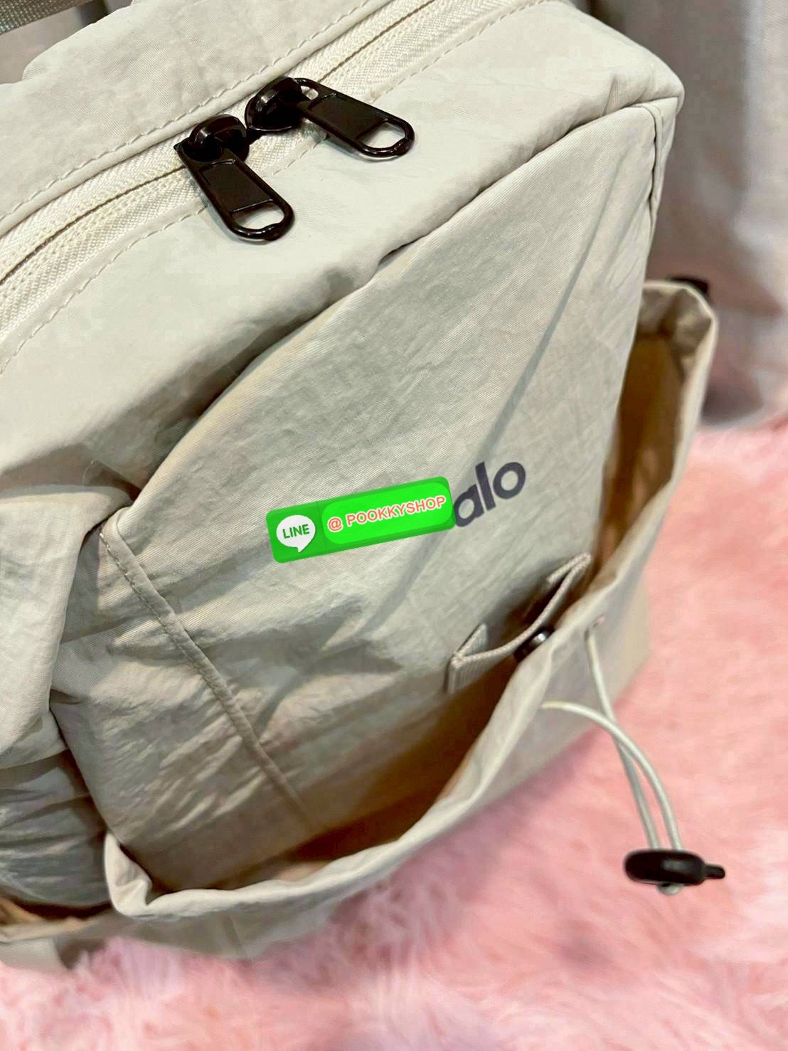 🩷กระเป๋าเป้ alo สะพายเท่ๆ 🩷 💕กำลังฮิต งานสวย เนื้อผ้าร่ม กันน้ำได้ 💕สะพายไปเดินป่า เข้าแคมป์ หรือใส่หนังสือได้หมด