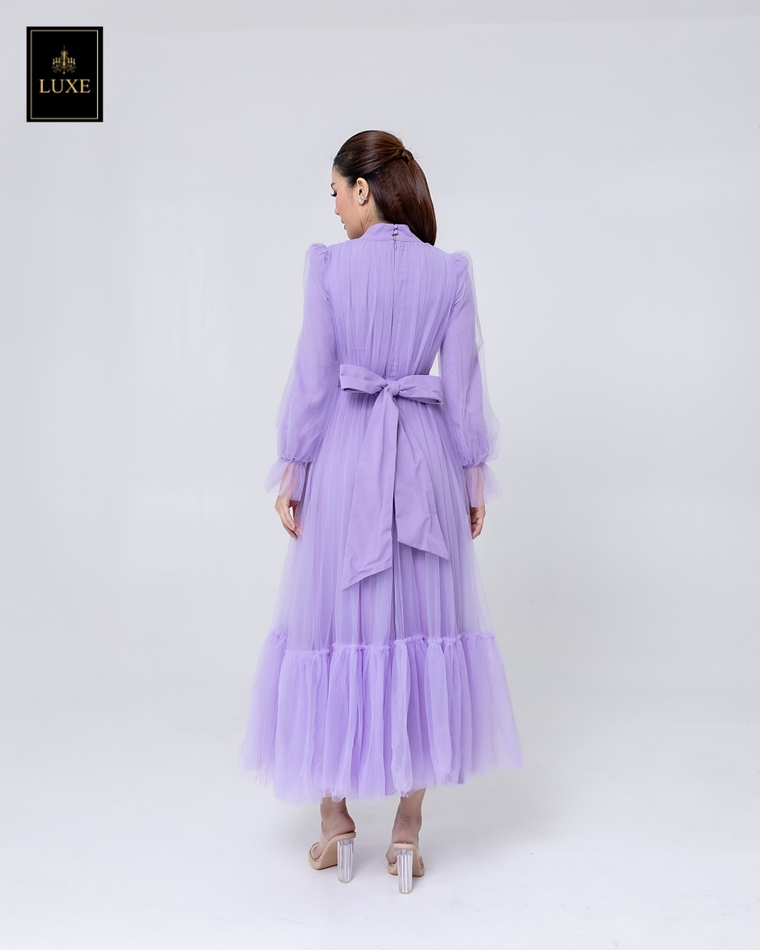 เดรสแฟชั่น แม็กซี่เดรสเสื้อคอปีนแขนยาว กระโปรงบานต่อชายรูดระบายรอบตัว มีโบว์ผูกเอว