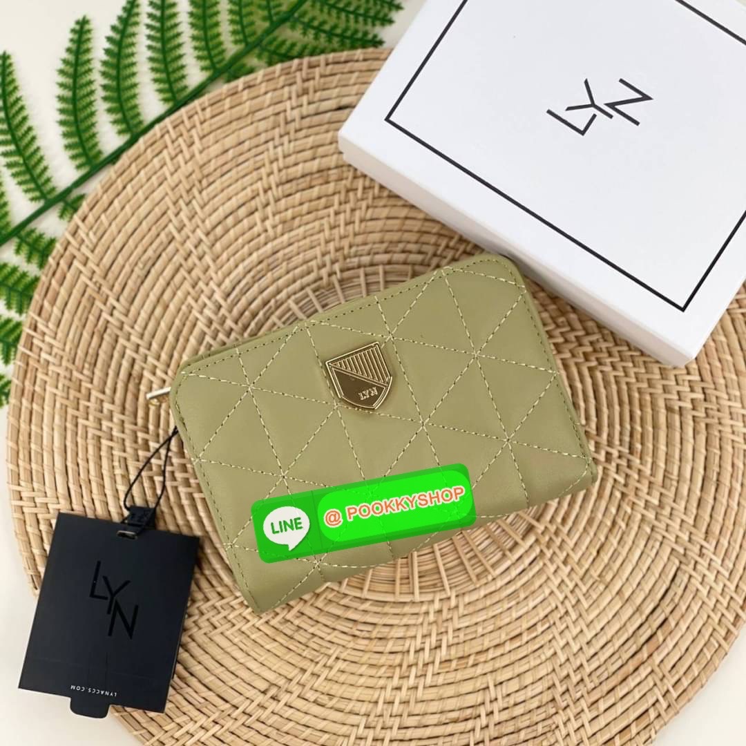 LYN แท้ Outlet กระเป๋าสตางค์ใบกลาง เปิดปิดด้วยกระดุมแม่เหล็ก