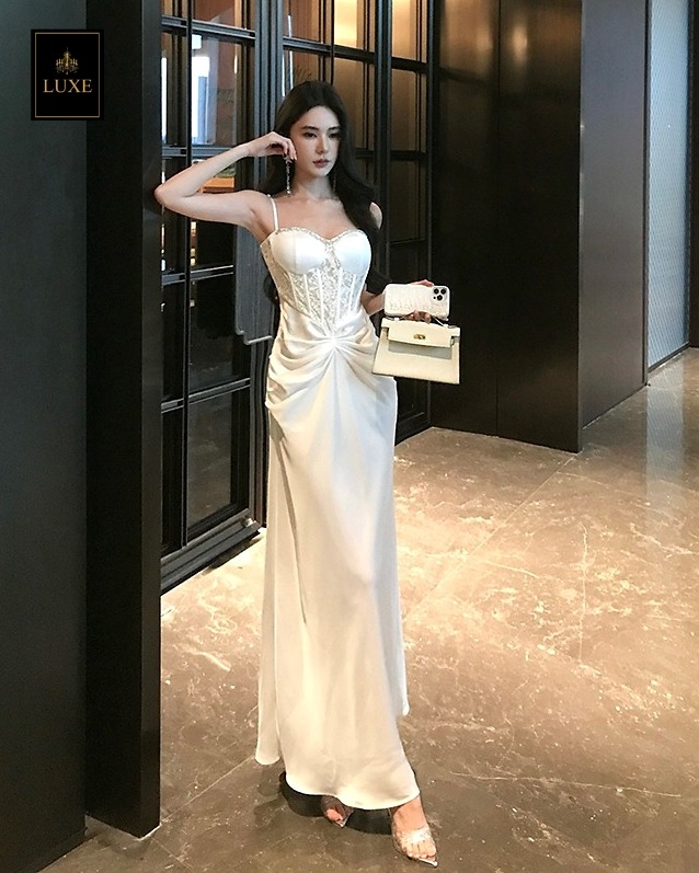 เดรสแฟชั่น แม็กซี่เดรสเสื้อสายเดี่ยว มีโครงสไตล์คอร์เซ็ต กระโปรงจับเดรป