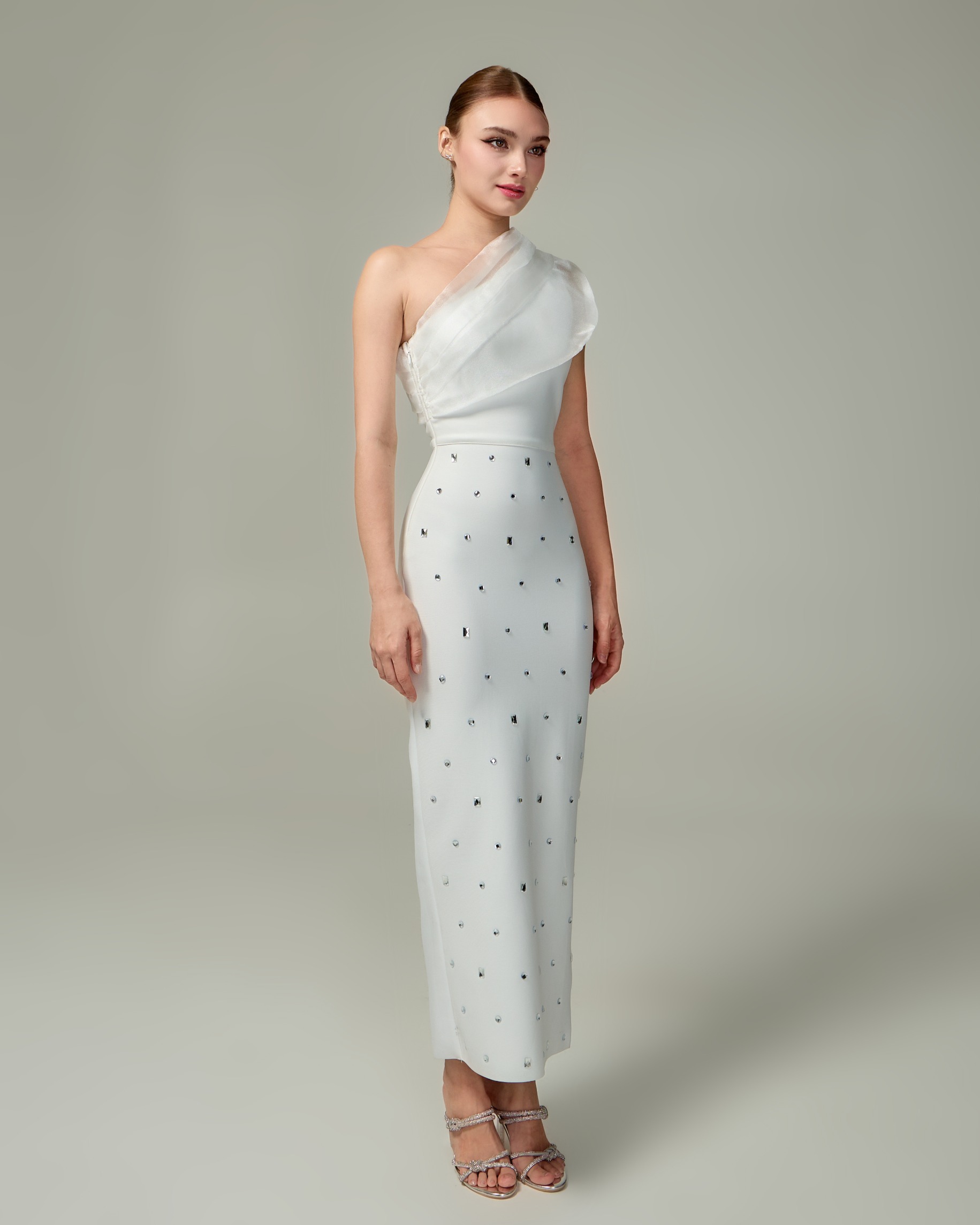 เดรสแฟชั่น เดรสเสื้อไหล่เดียว กระโปรงยาวทรงเข้ารูป