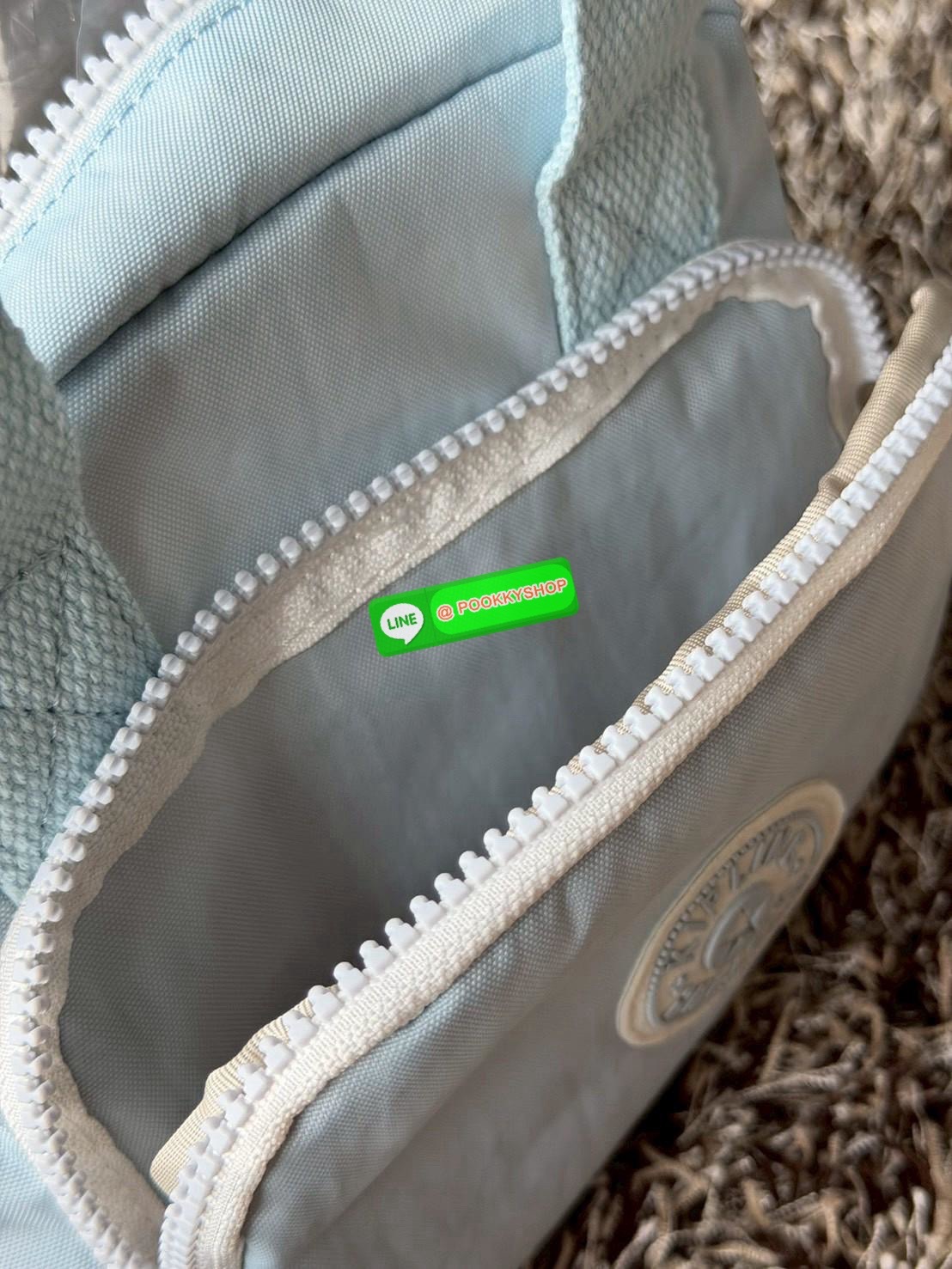 💕Kipling Unisex Shoulder Bag Defea กระเป๋าสะพายข้าง Defea Mini ที่ตอบโจทย์ทุกวันของคุณ ไม่ว่าคุณจะออกไปทำธุระประจำวัน หรือพบปะกับเพื่อนฝูง Defea Mini เป็นกระเป๋าที่น่ารักและน้ำหนักเบา ที่สุดในคอลเล็กชัน