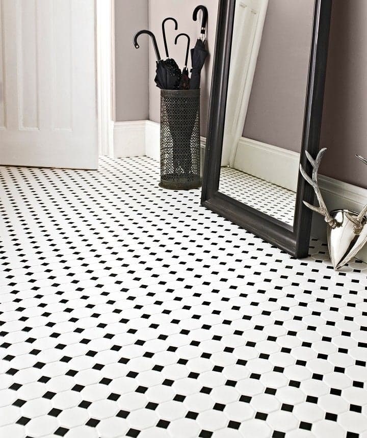 กระเบื้อง 2 นิ้ว สีขาว ตัดมุม สีดำ : 12"x12" (แผ่น)