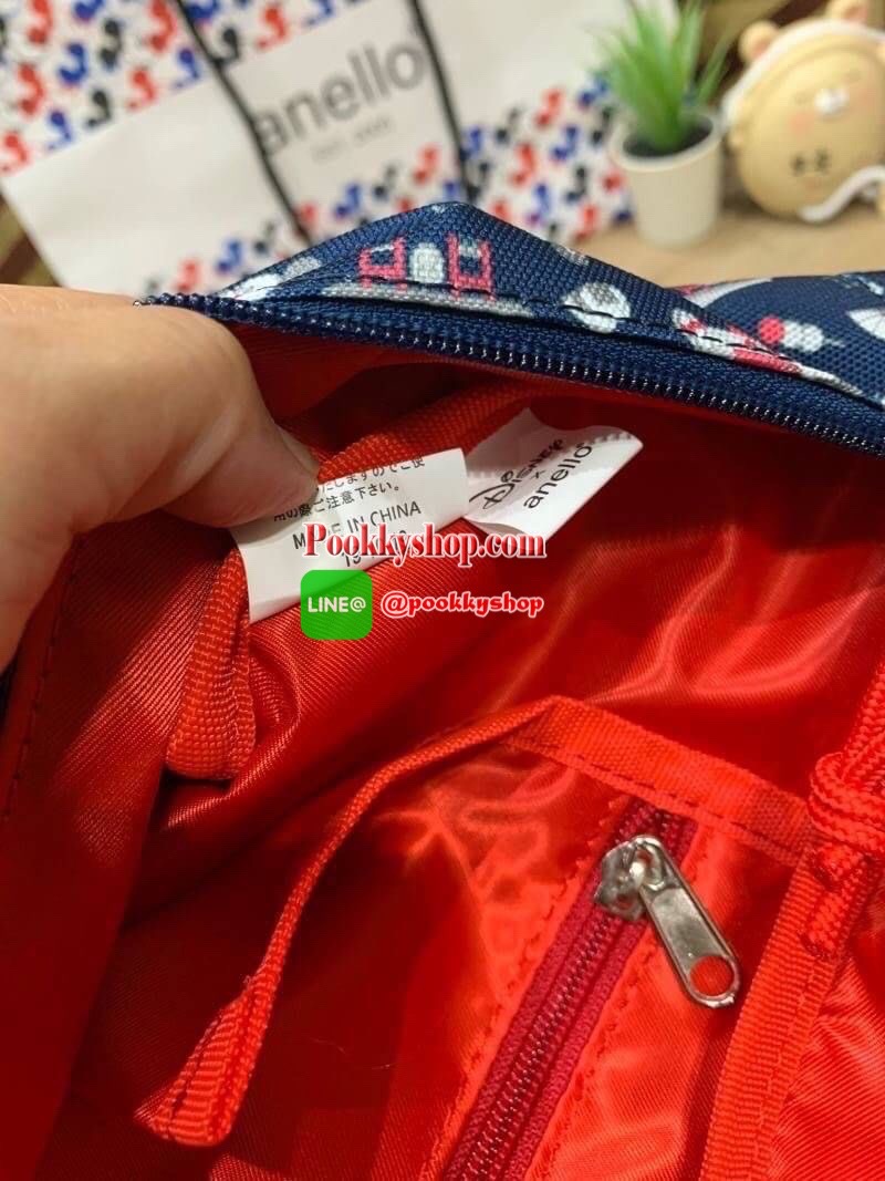 ANELLO กระเป๋าคาดอก CROSSBODY MINI DISNEY X ANELLO รุ่นDT-G010 กระเป๋าทรงคาดอก คาดเอว หรือสะพายครอสบอดี้ จากDisney x anello ซีรีย์ Let's travel with Mickey คอลเลคชั่นใหม่ที่มีการนำทั้ง 5 ประเทศ เอาสถานที่มาวางบนตัวกระเป๋าและมีตัวการ์ตูนสุดคลาสสิคอย่า