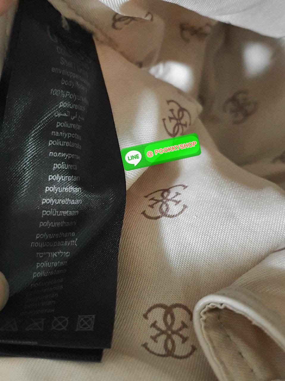 NEW ARRIVALS!! ✨ กระเป๋าถือทรงหรู GUESS CESSILY SMALL DOME SATCHEL HANDBAG วัสดุหนังสังเคราะห์นิ่มมืออะไหล่เงินทั้งใบ มีพวงกุญแจกิมมิคแบรนด์ประดับด้านหน้า เปิดปิดด้านซิปยาว ด้านในใส่กระเป๋าสตางค์ใบกลาง มือถือ ได้สะดวก พร้อมช่องซิป+ช่องใส่ของแยกให้