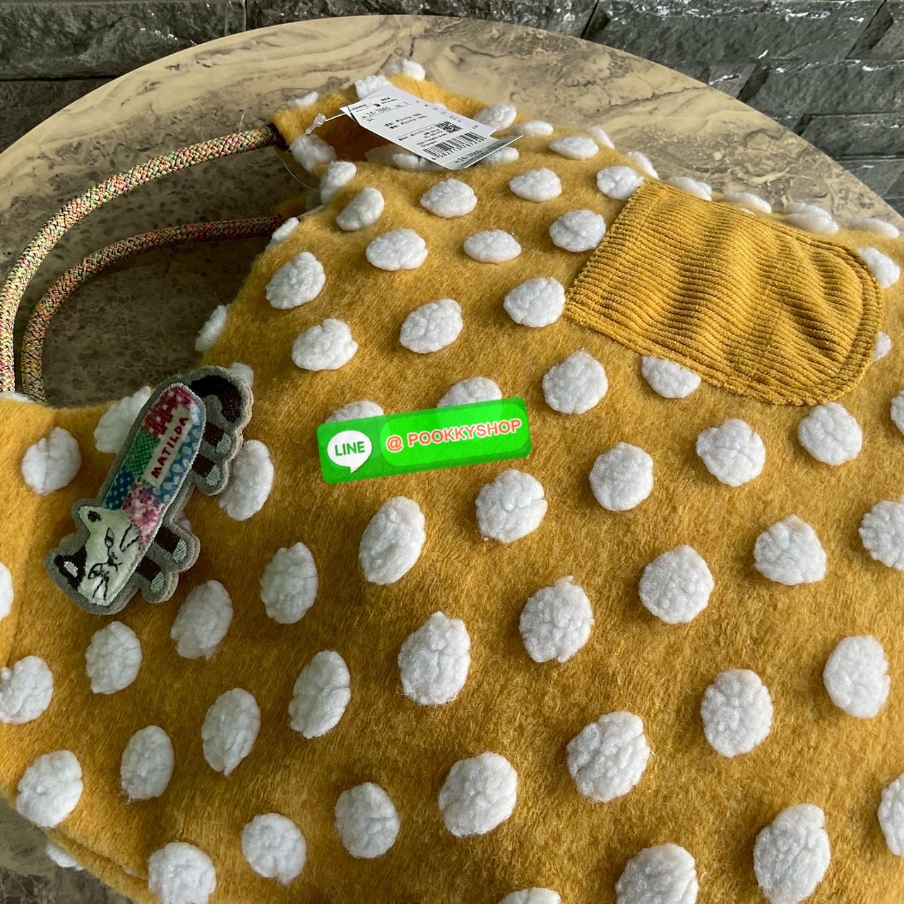 Japanese Kusuguru Woolen Polka Dot Cat Brooch Handbag Hand Bag Can Be Worn on One Shoulder Shopping Bag Work Clothing กระเป๋าถือลายจุดแมว Kusuguru ขนสัตว์ญี่ปุ่น ผิวสัมผัสจับนุ่มมือ 💕 แถมฟรีเข็มกลัดรูปแมว